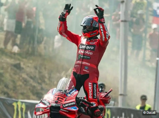 Jorge Lorenzo: 