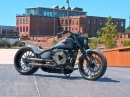 Bikeporn "Solid Dude" customized Harley Davidson Fat Boy von Thunderbike