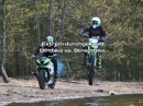 Extrem durchgeknallt: Dirtbike vs. Streetbike - Epic battle 4.0