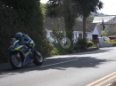 Flyby Ortsmitte - Isle of Man TT 2023: Quali 1 Supertwin, SuperSport, SuperStock and Superbikes