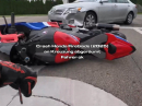 Crash Honda Fireblade (2025) an Kreuzung abgeräumt - Fahrer ok