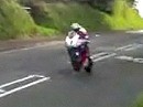 John McGuinness, Cronk y Voddy - Kurve, Wheelie, Durchladen: Isle of Man TT 2011