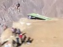 Motorrad verschrotten aus 4000 Meter Höhe - geile Aufnahmen