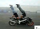 Stunts und Tricks with Motorcyle cool!